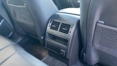 Jaguar F-Pace 2.0 D200 R-Dynamic Black 5dr Auto AWD Diesel Estate